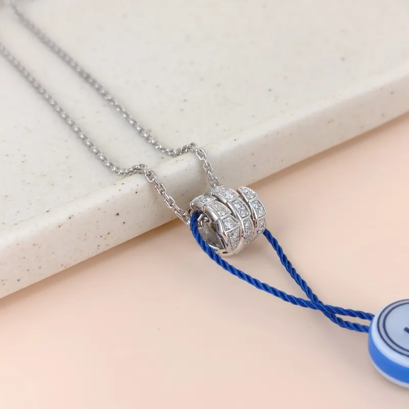 Bvlgari Necklace Serpenti Viper Collection Pavé Diamond Necklace White Gold18KW hite Gold Diamond One Size44cm — cover view 4 of 7