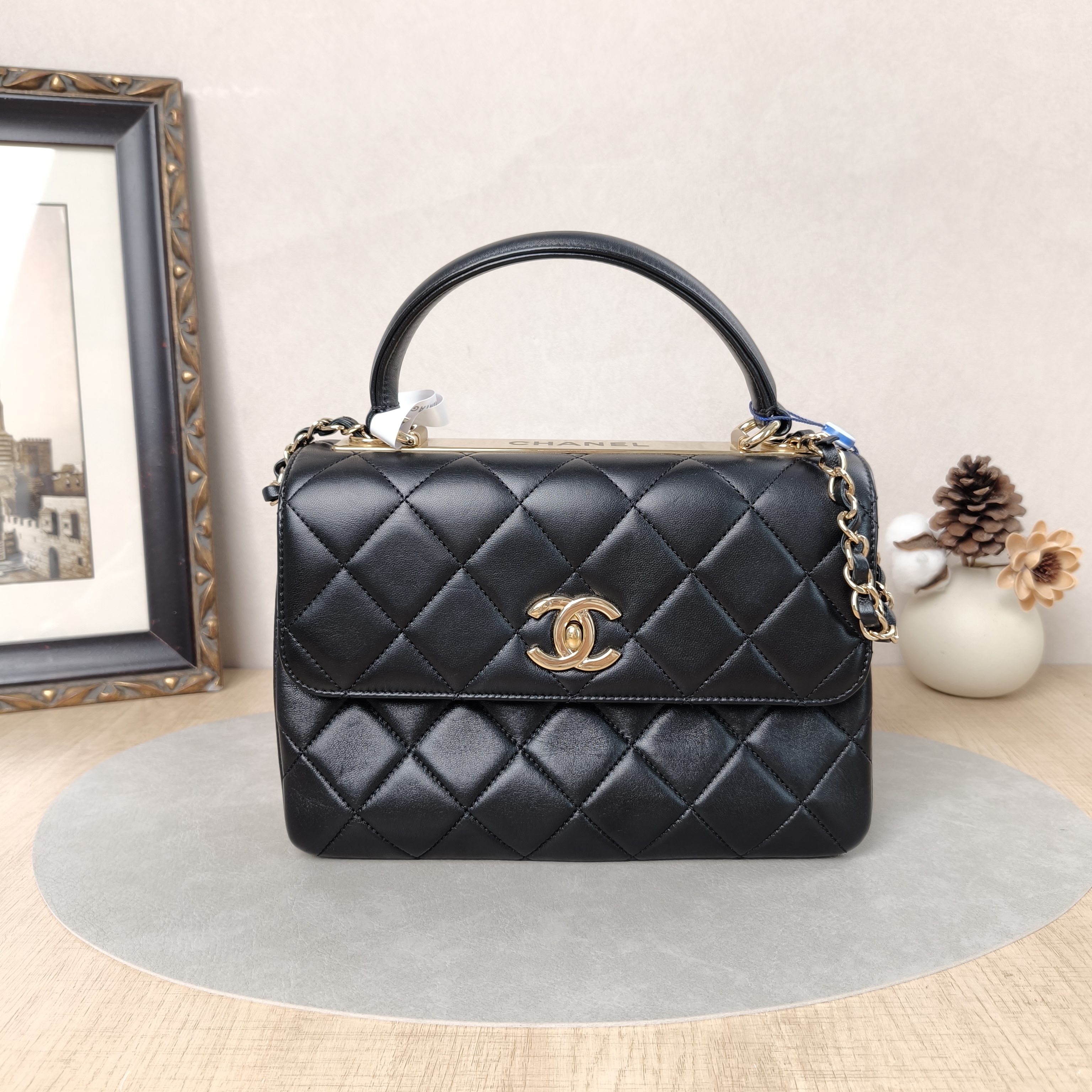 Chanel Top Handle Bag Trendy CC Black Lambskin Small25 × 12 × 17 cm