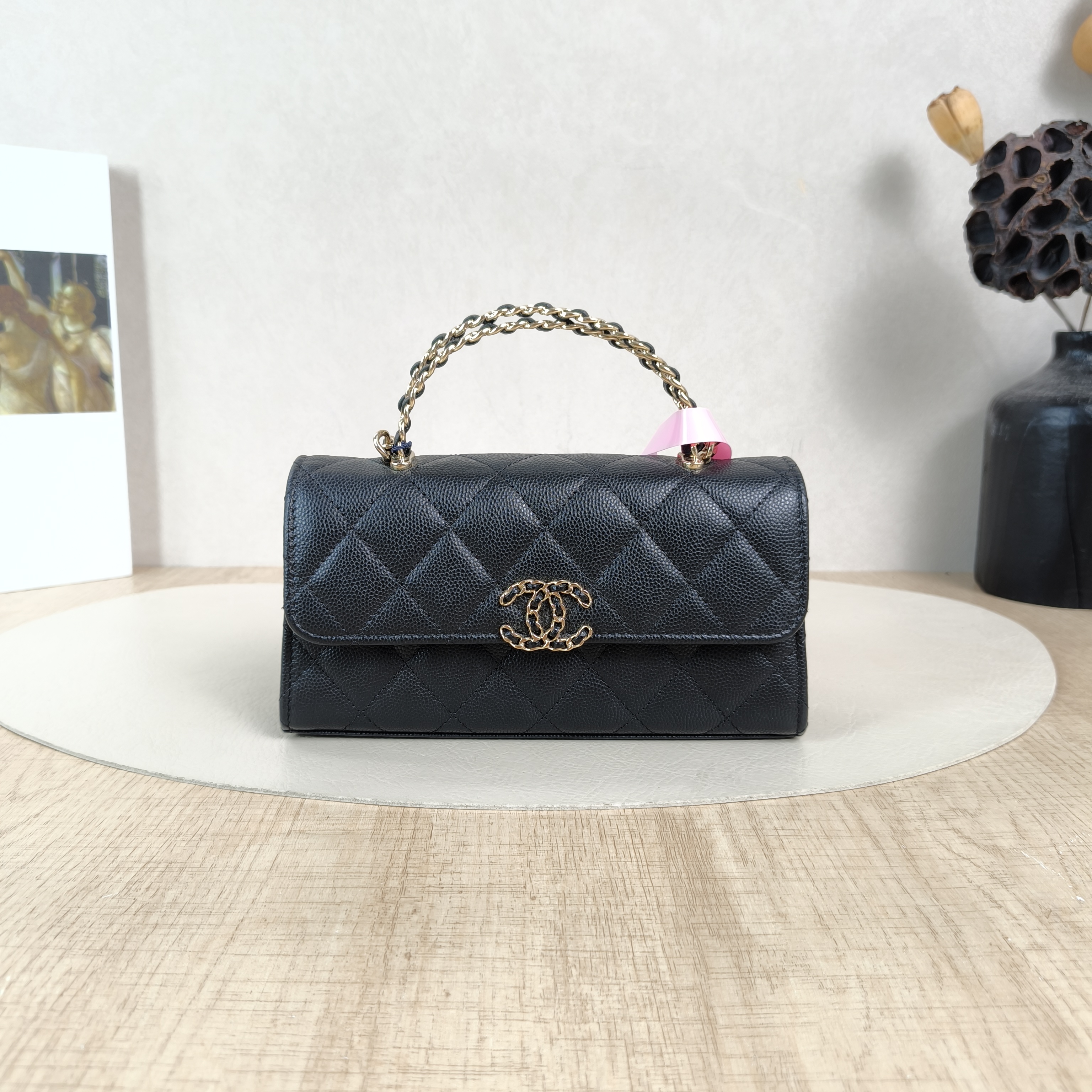 Chanel Crossbody Bag kelly Black Grained Calfskin One Size18 × 4.5 × 10 cm
