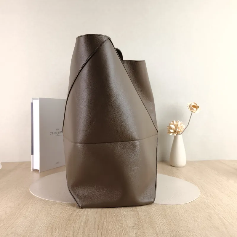 LOEWE Shoulder Bag Puzzle Fold Shopping Tote Brown Calfskin Large 42 × 41 × 18 cm — detail view 5 of 10