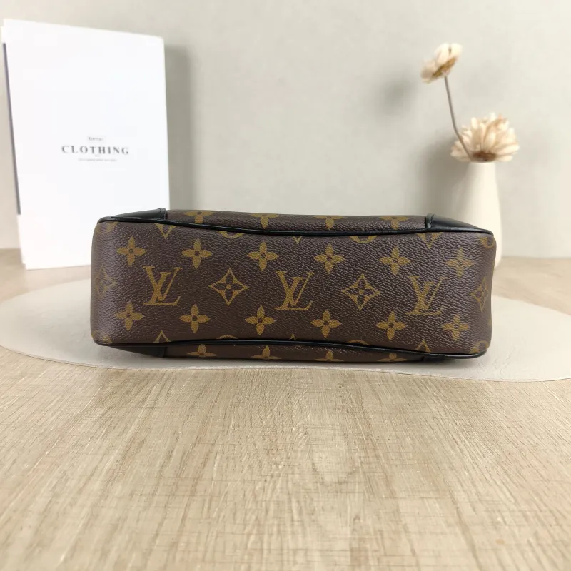 Louis Vuitton Crossbody Bag ODEON Monogram PVC Small 24 × 8 × 22 cm — cover view 3 of 5