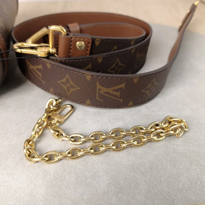 Louis Vuitton Crossbody Bag Papillon Trunk Monogram PVC Small 19 × 9 × 9 cm — detail view 5 of 12