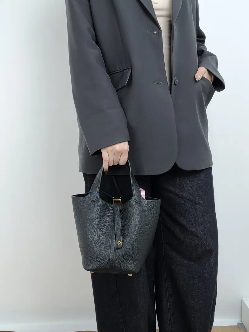 Hermès Top Handle Bag Picotin Lock 18 18 Black Taurillon Clemence TC Calfskin Small 18 × 13 × 19 cm B — on-model view 2 of 5