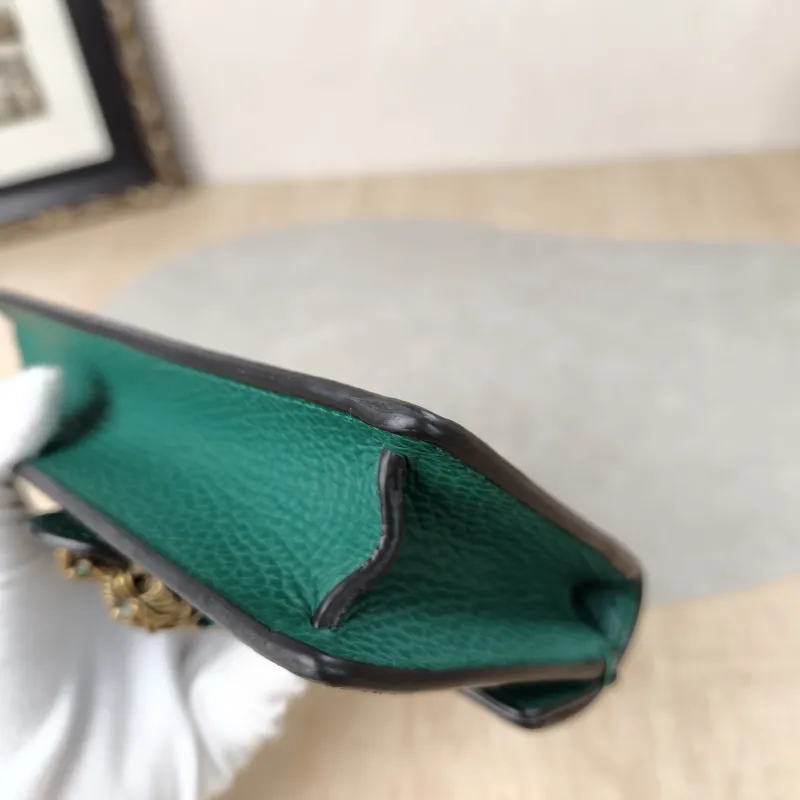 GUCCI Crossbody Bag Dionysus Green Calfskinmini16.5 × 4.5 × 10 cm — detail view 9 of 19