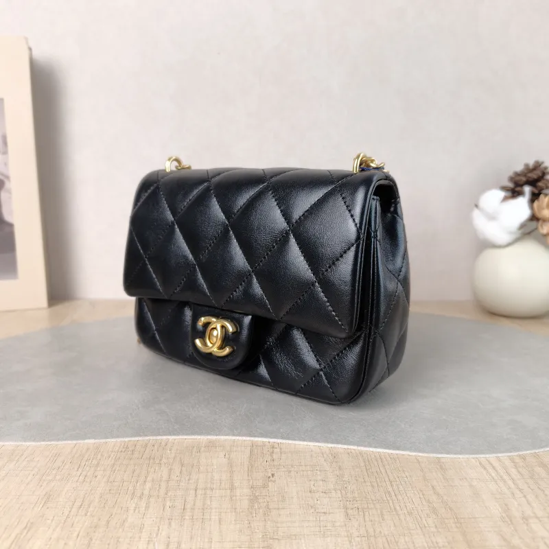 Chanel Crossbody Bag 23p Black Lambskin Mini 20 × 8 × 14 cm — cover view 4 of 6