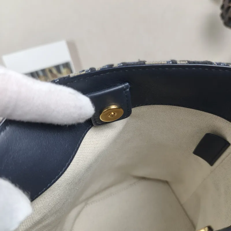 DIOR Shoulder Bag star Bucket Bucket Bag Blue Canvas One Size 13 × 9.5 × 19.5 cm — detail view 7 of 11