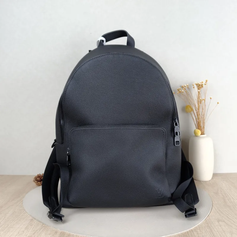 Louis Vuitton Backpack discovery Backpack Black Calfskin 29 × 20 × 38 cm