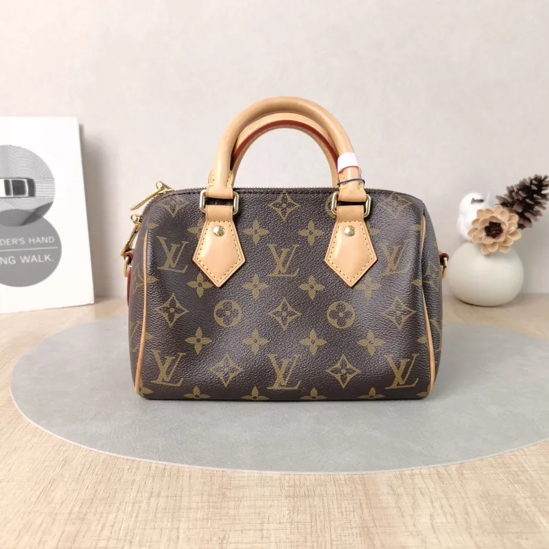 Louis Vuitton Crossbody Bag Speedy20 Shoulder Strap PVC Small20.5 × 12 × 13.5 cm