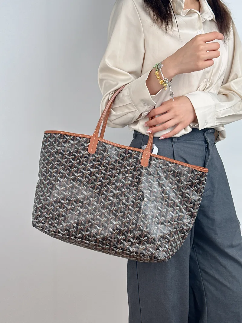 GOYARD Shoulder Bag SAINT LOUIS Shopping Tote Brown ine Canvas Small 34 × 15 × 28 cm — on-model view 2 of 2