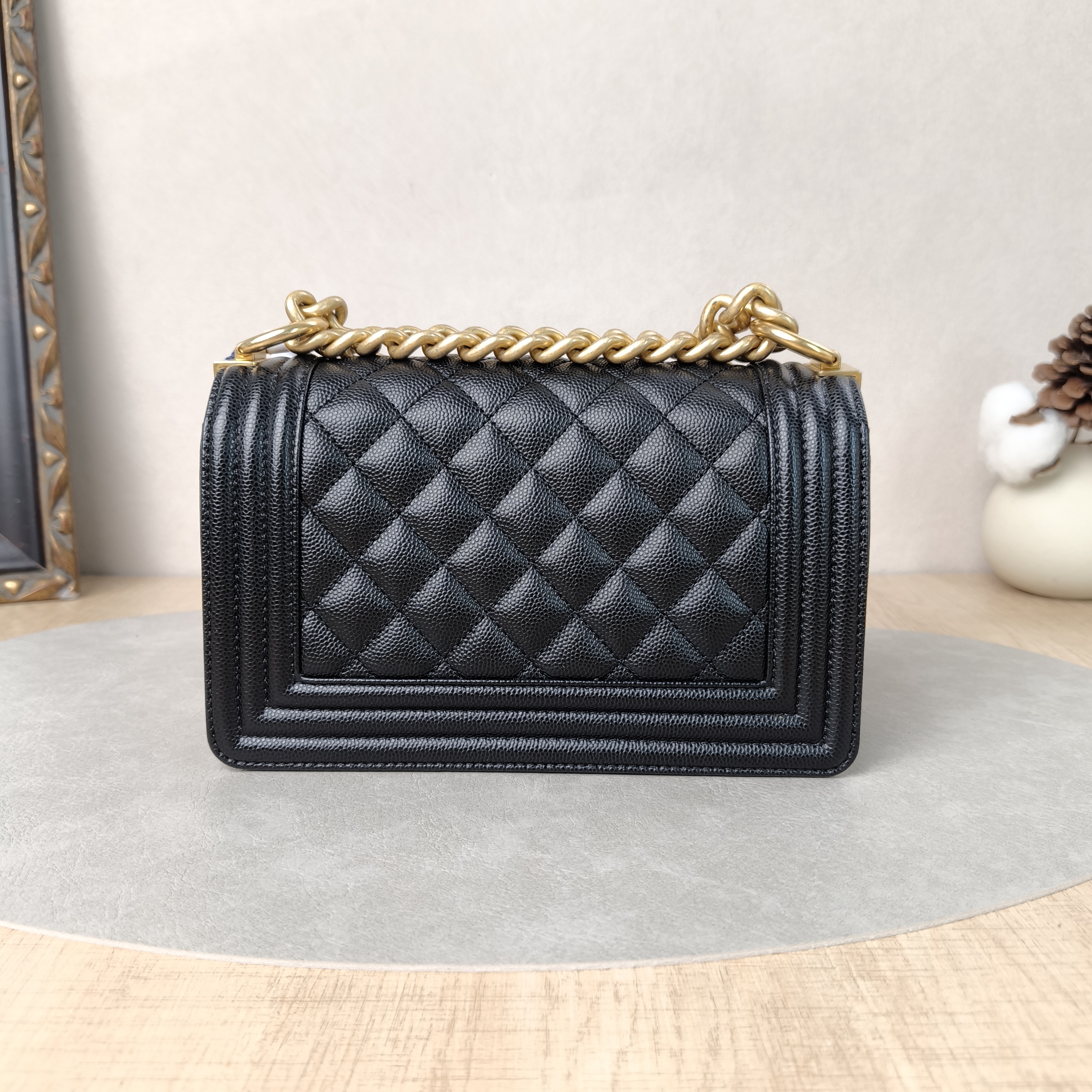 Chanel Crossbody Bag Le BoyBlack Grained Calfskin Small20.5 × 8.5 × 12 cm — cover view 2 of 5