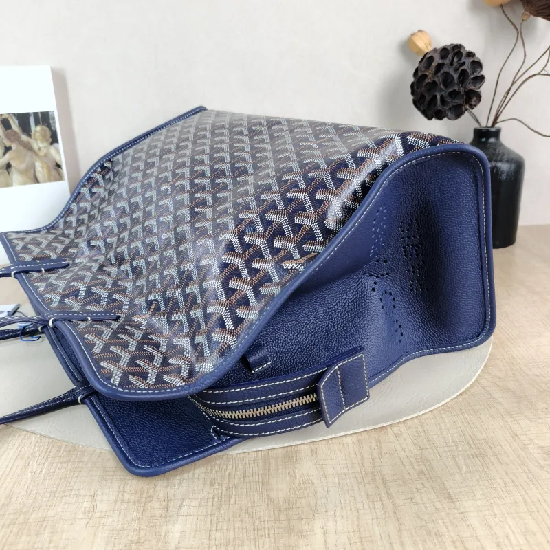 GOYARD Top Handle Bag hardy y tote Blue PVC Small 40 × 17 × 31 cm — detail view 10 of 15