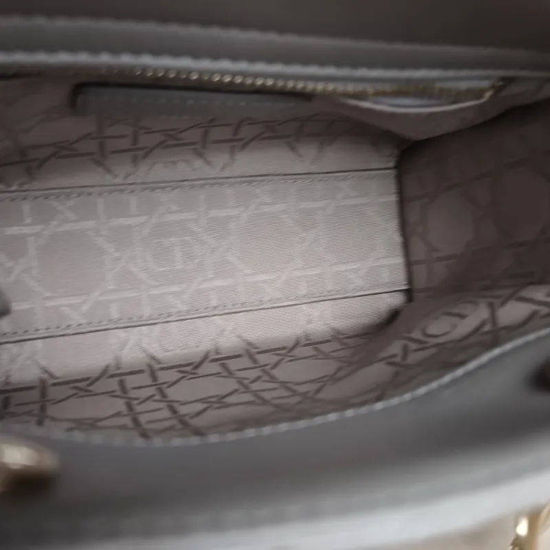DIOR Crossbody Bag Lady Lady Dior Bag Mini12 × 5 × 10 cm — detail view 3 of 12