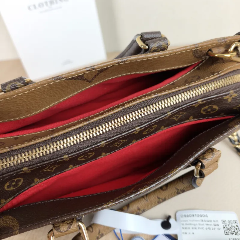 Louis Vuitton Crossbody Bag Onthego East West Two Straps Monogram PVC Small 25 × 10 × 13 cm — detail view 9 of 10