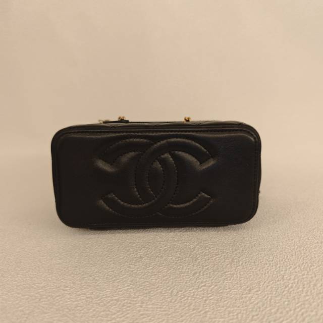 Chanel Crossbody Bag Edition Box Bag Cosmetic Bag Black Lambskin 17 × 8 × 9.5 cm — cover view 5 of 5