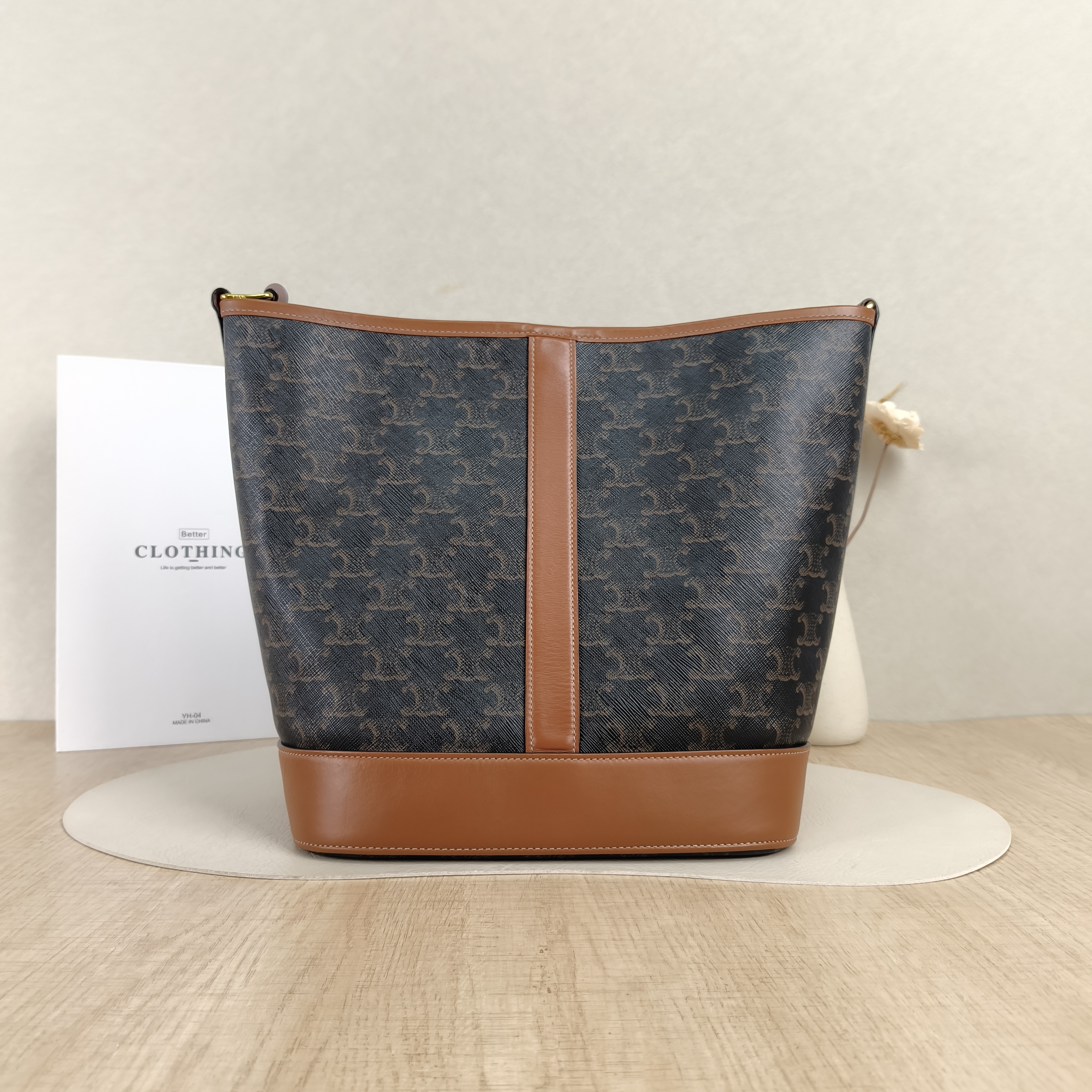 CELINE Crossbody Bag Triomphe Bucket Bag Monogram PVC Medium24 × 18 × 27 cm — cover view 2 of 4