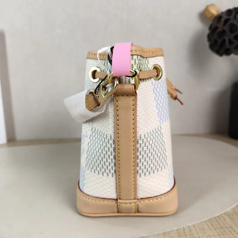 Louis Vuitton Shoulder Bag NANO NOÉ Bucket Bag Nano Colorblock PVC nano 13 × 10 × 16 cm — detail view 5 of 9