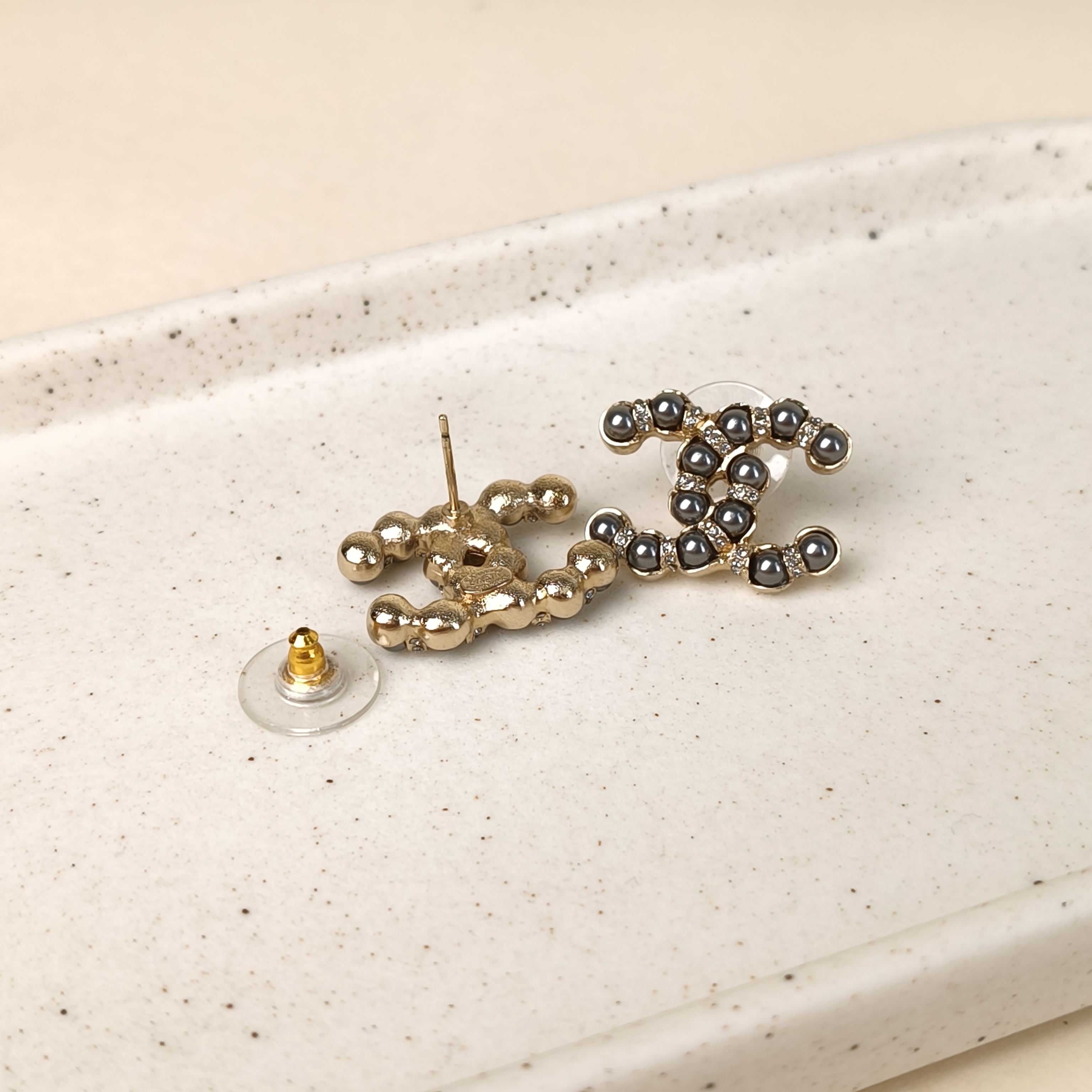 Chanel Earrings c Grey Pearl Earrings Gold One Size — cover view 2 of 8
