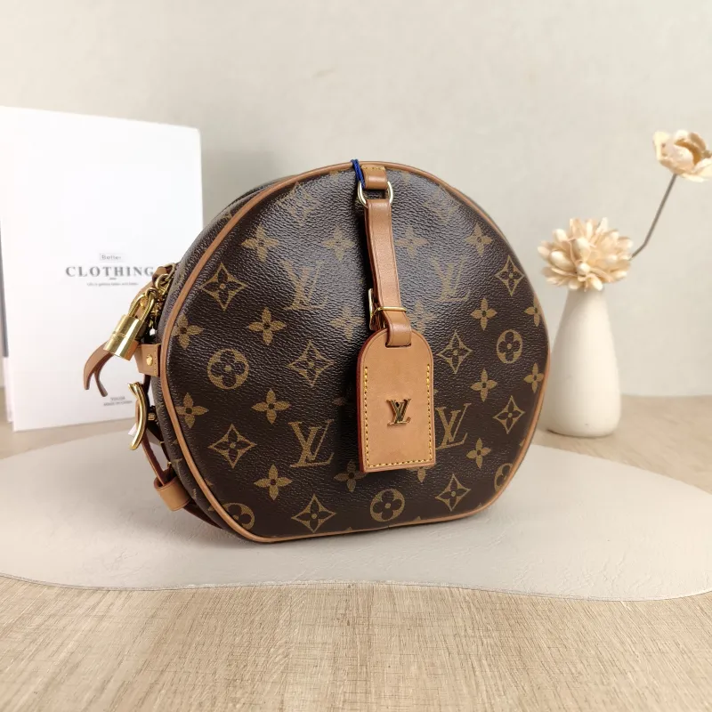 Louis Vuitton Crossbody Bag BOITE CHAPEAU SOUPLE Monogram PVC Large20 × 8 × 22.5 cm — cover view 4 of 5