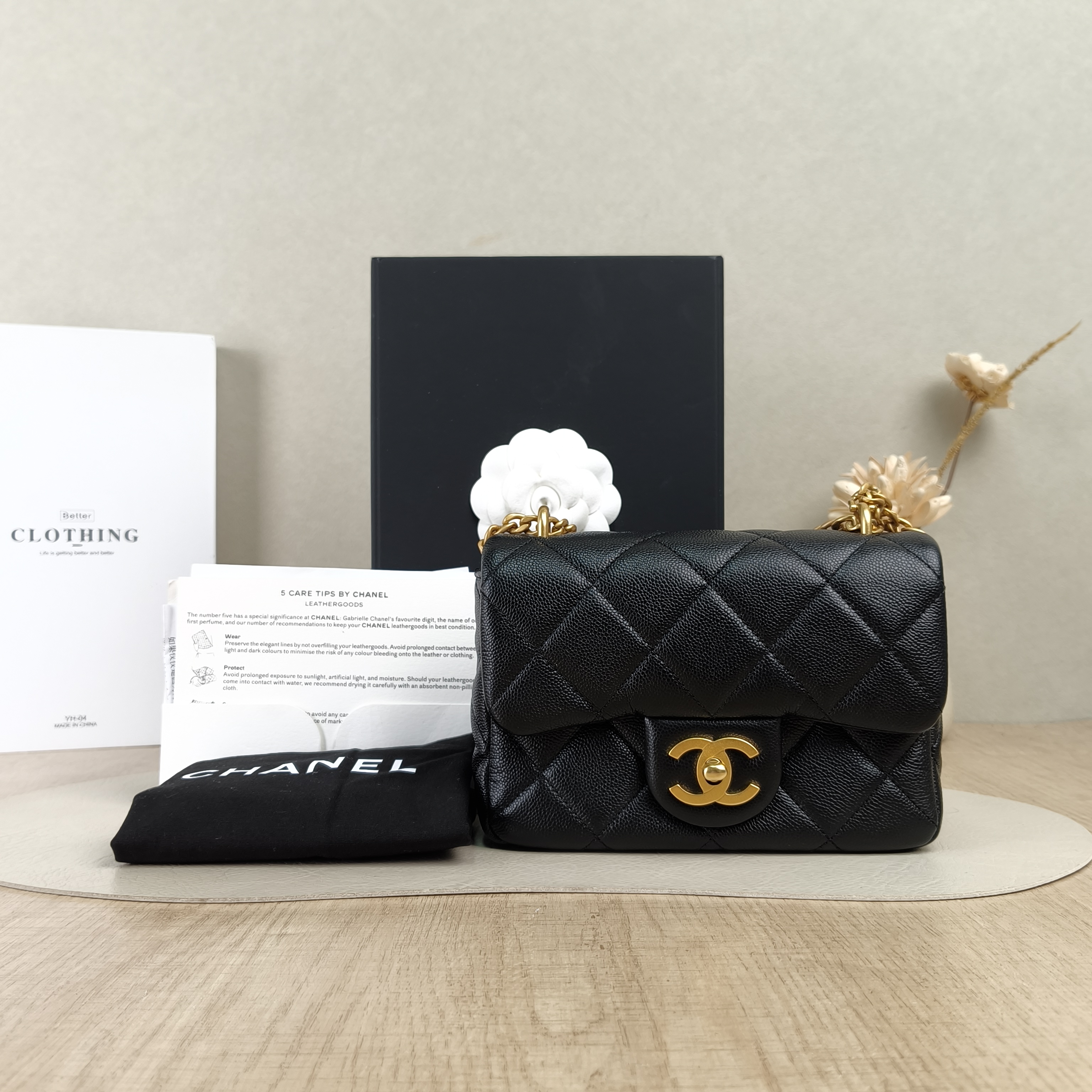 Chanel Crossbody Bag26c c Black Grained Calfskinmini18 × 5 × 13 cm — cover view 3 of 6