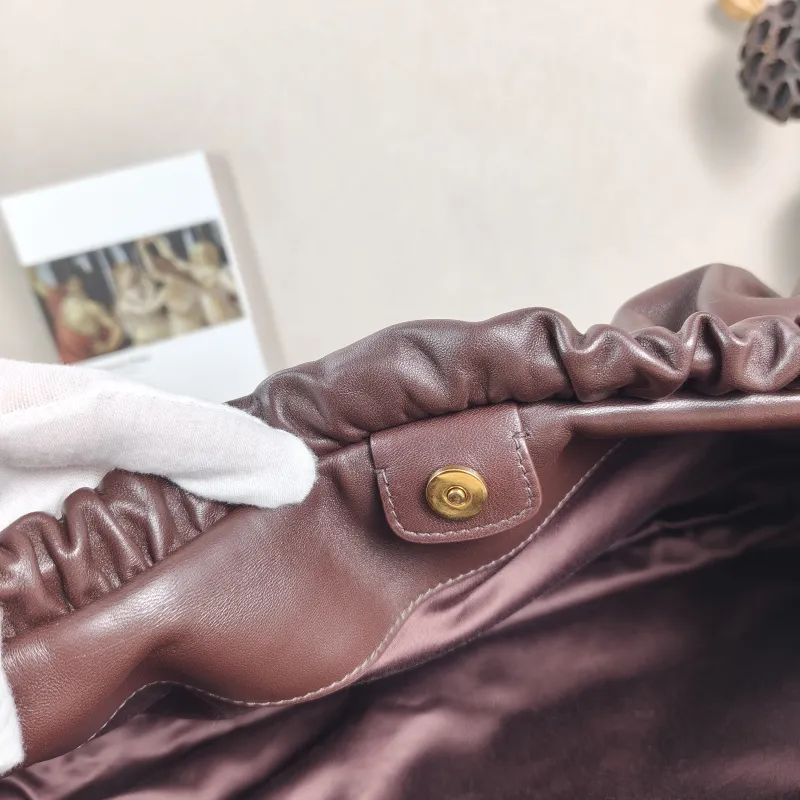 Miumiu Shoulder Bag Joie Shoulder Bag Lambskin 52 × 9 × 23 cm — detail view 3 of 10