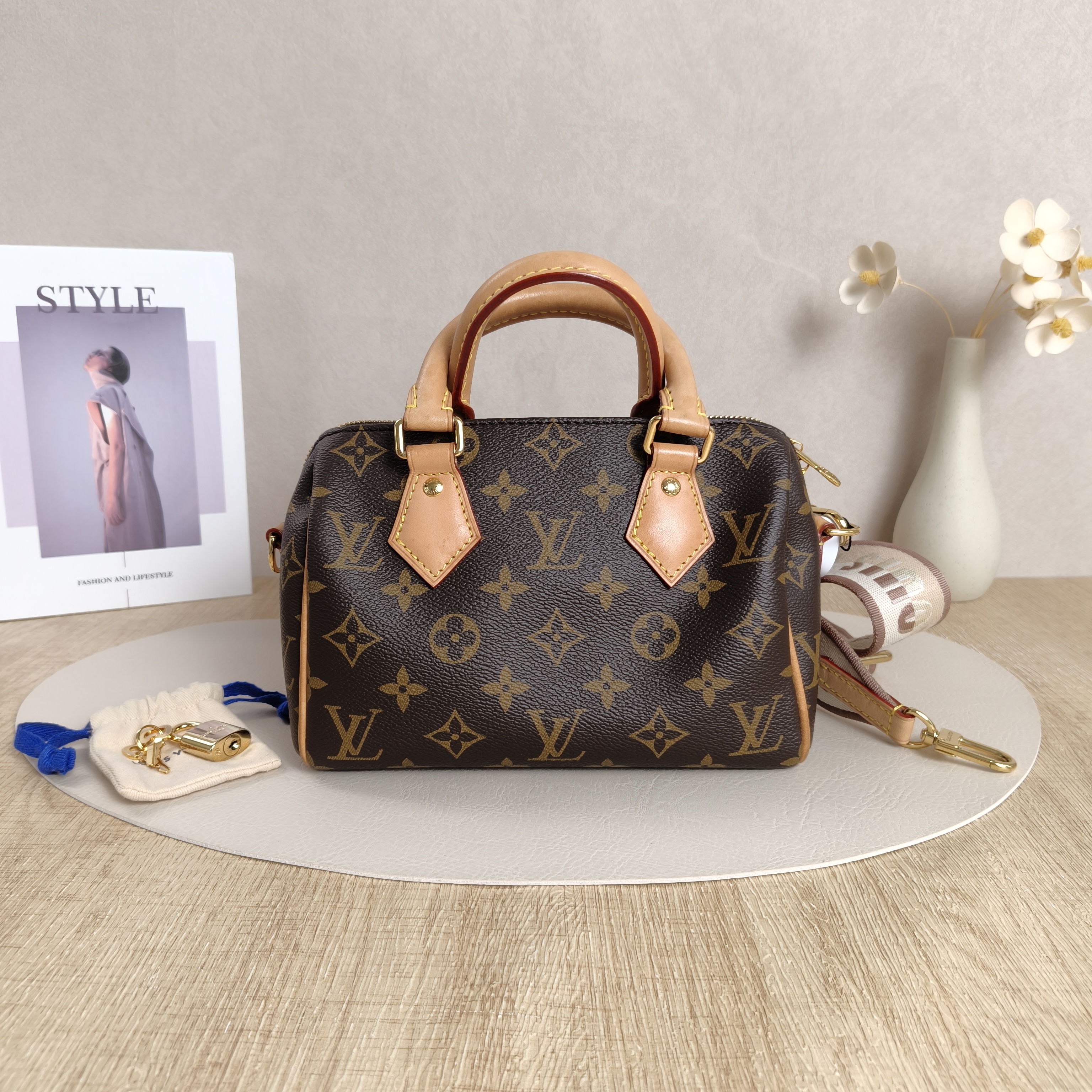 Louis Vuitton Crossbody Bag Speedy20 Shoulder Strap PVC Small20.5 × 12 × 13.5 cm