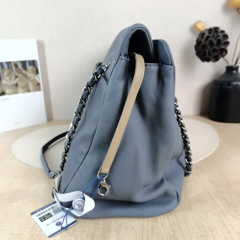 Chanel Shoulder Bag tote Grey Calfskin 38 × 15 × 25 cm 15 — detail view 1 of 10