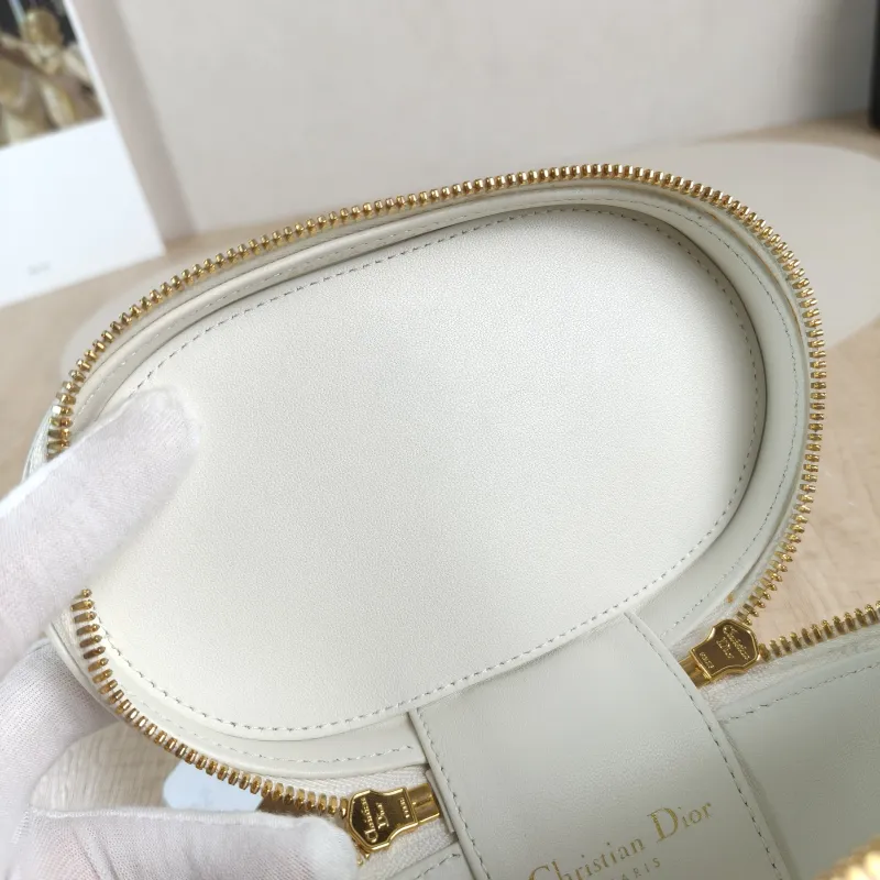 DIOR Crossbody Bag Vanity Cosmetic Bag White Lambskin One Size 16 × 9.5 × 11.5 cm — detail view 8 of 13