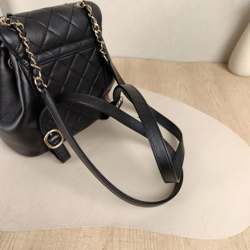 Chanel Backpack Duma Black Lambskin Small18 × 9.5 × 19 cm — detail view 5 of 13
