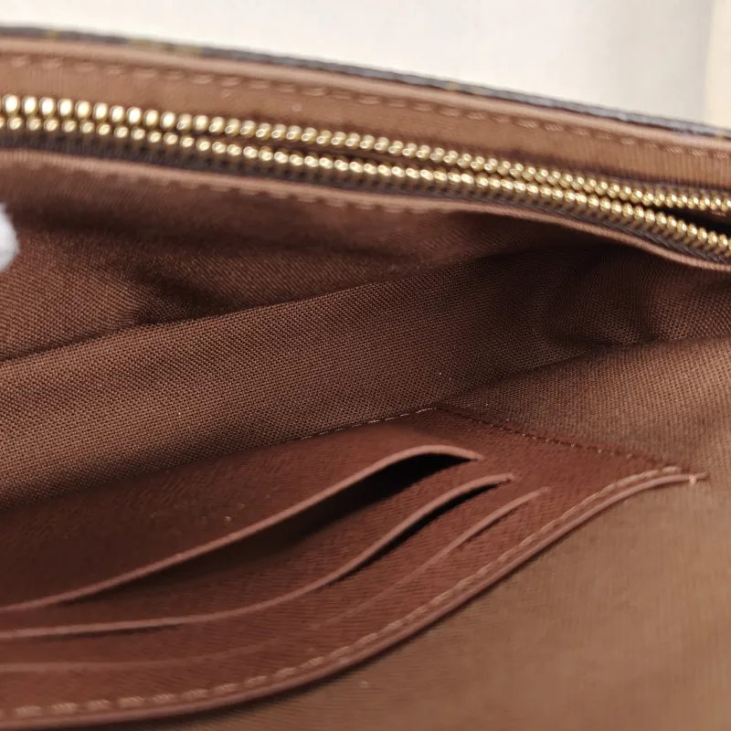 Louis Vuitton Crossbody Bag IVY Monogram PVC Small23.5 × 4.3 × 12 cm — detail view 10 of 12