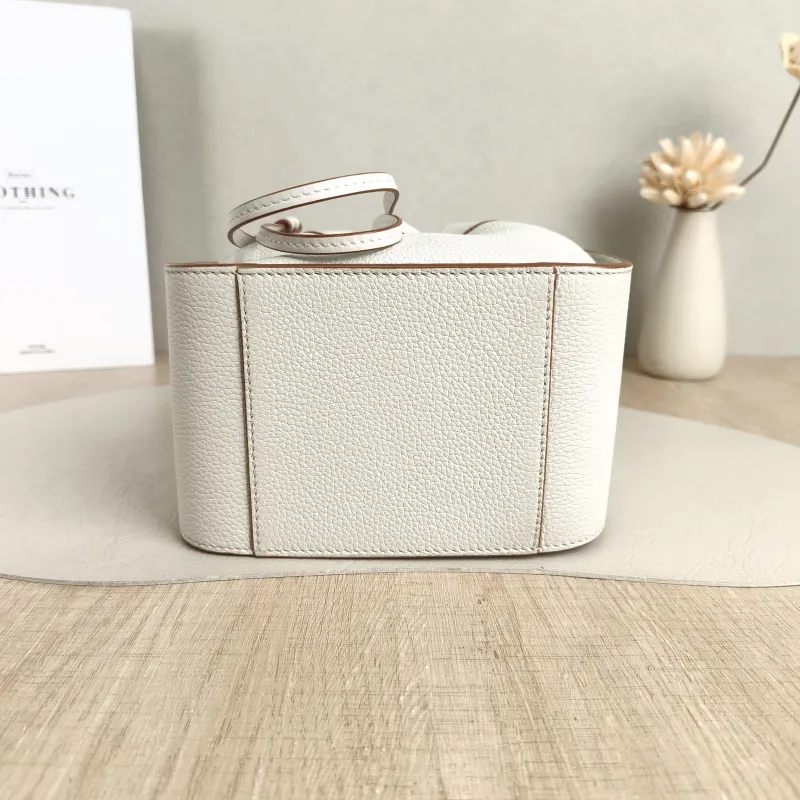LOEWE Crossbody Bag Hammock White Calfskinmini17 × 11 × 19.5 cm — cover view 3 of 5