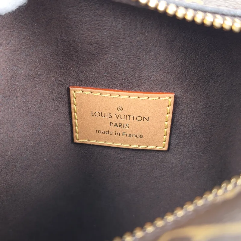 Louis Vuitton Crossbody Bag Side Trunk Box Monogram PVC Medium 23.5 × 8.5 × 16 cm — detail view 4 of 11