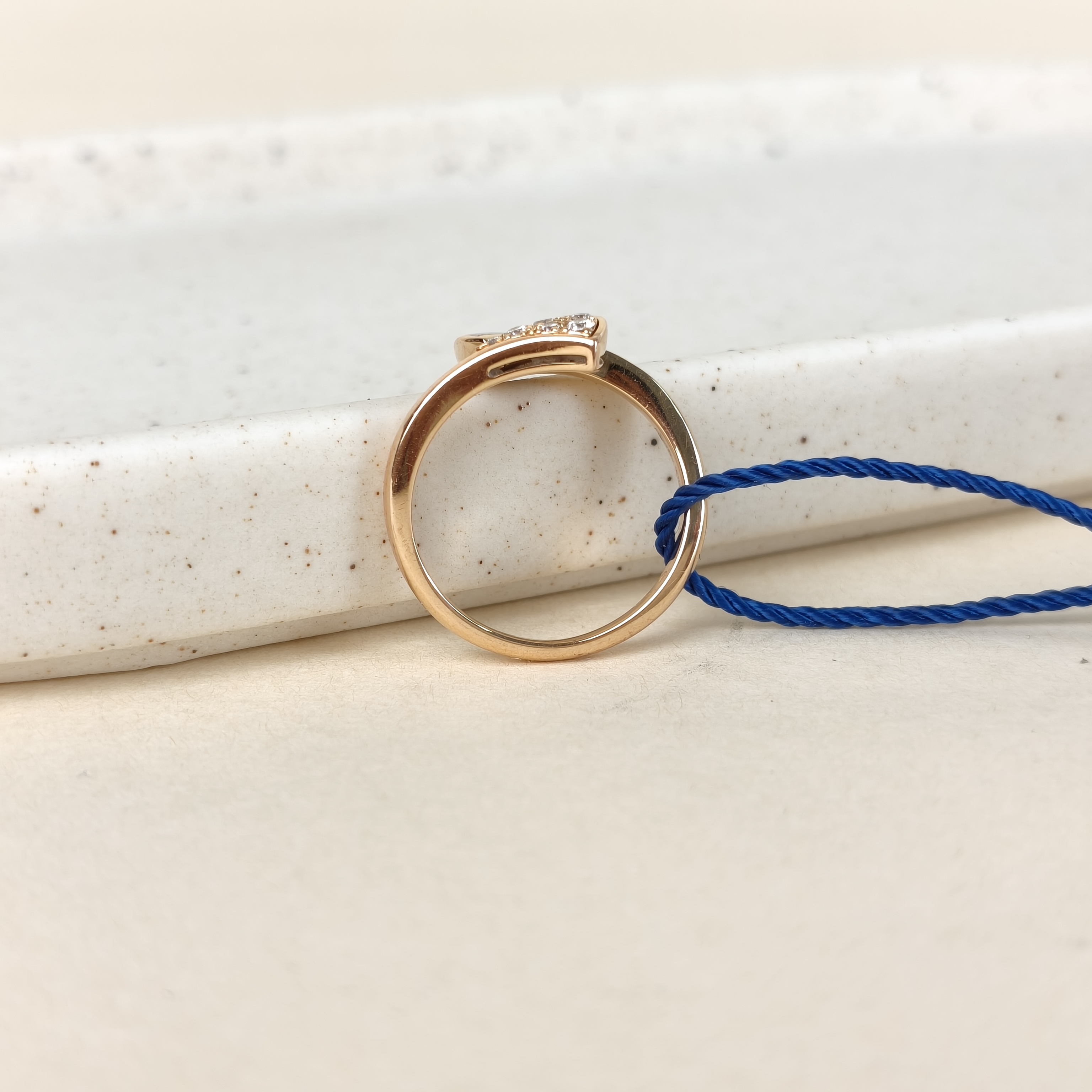 Bvlgari Ring DIVAS’ DREAM Collection Ring White Mother-of-Pearl Diamond18KR ose Gold Small50 — cover view 2 of 9