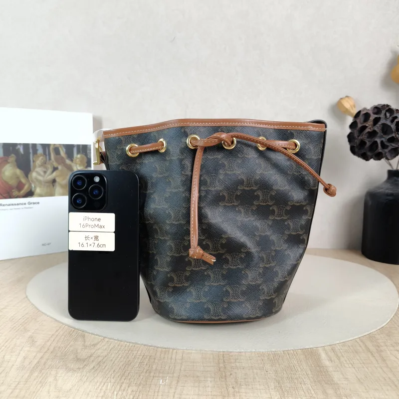CELINE Crossbody Bag Triomphe Bucket Bag Monogram PVC Small14 × 14 × 21 cm — cover view 2 of 5