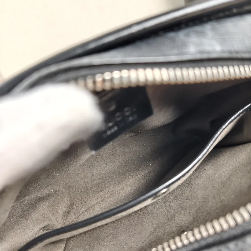 GUCCI Crossbody Bag GG Retro Collection Camera Bag Black PV Cmini22.5 × 7 × 14 cm — detail view 8 of 12