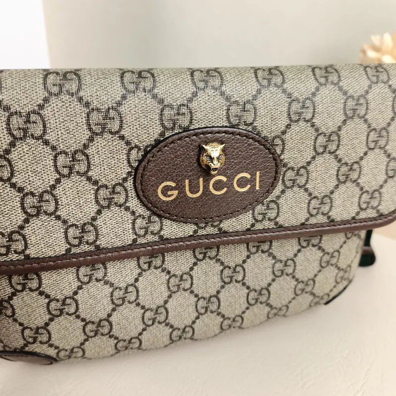 GUCCI Crossbody Bag Neo Vintage Belt Bag Monogram PVC Medium24 × 4 × 17 cm — detail view 6 of 8
