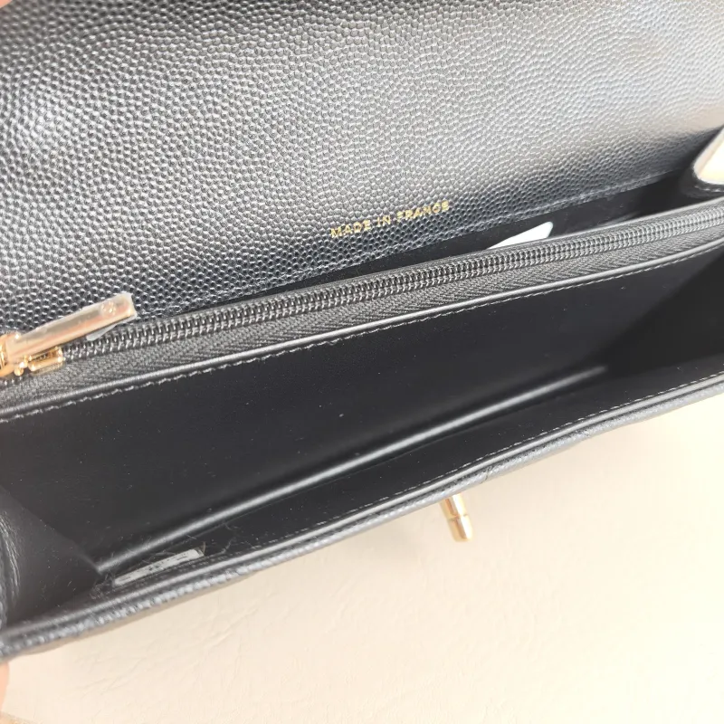 Chanel Crossbody Bag woc Black Grained Calfskin One Size 19.2 × 3.5 × 12.3 cm — detail view 5 of 13