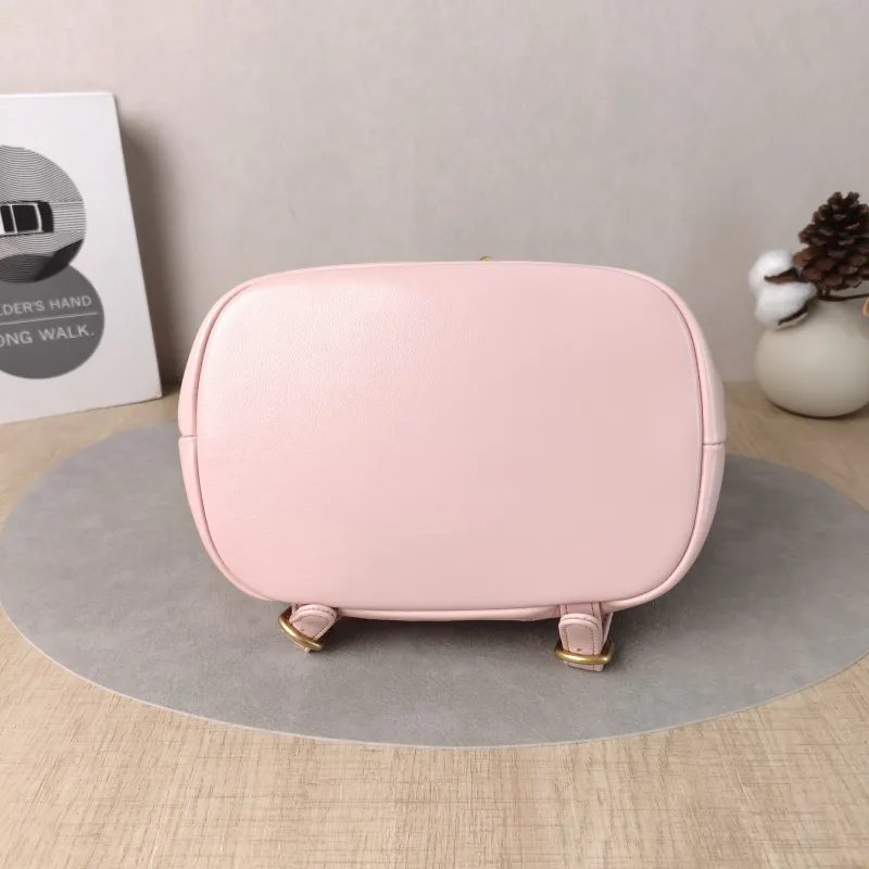 Chanel Crossbody Bag23k Backpack Pink Lambskin One Size20 × 12 × 23 cm — cover view 4 of 5