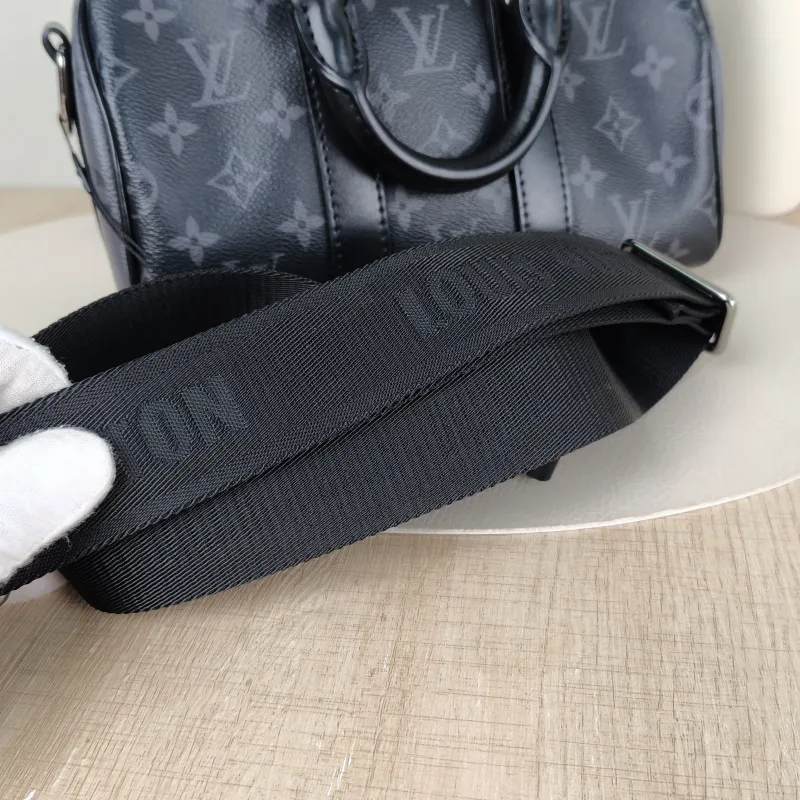 Louis Vuitton Crossbody Bag Keepall 25 PVC Medium 25 × 11 × 15 cm — detail view 6 of 12