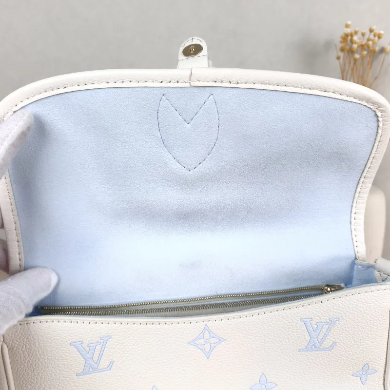 Louis Vuitton Crossbody Bag Diane Baguette Bag White · Blue Empreinte Embossed Calfskin Small 24 × 9 × 15 cm — detail view 2 of 13