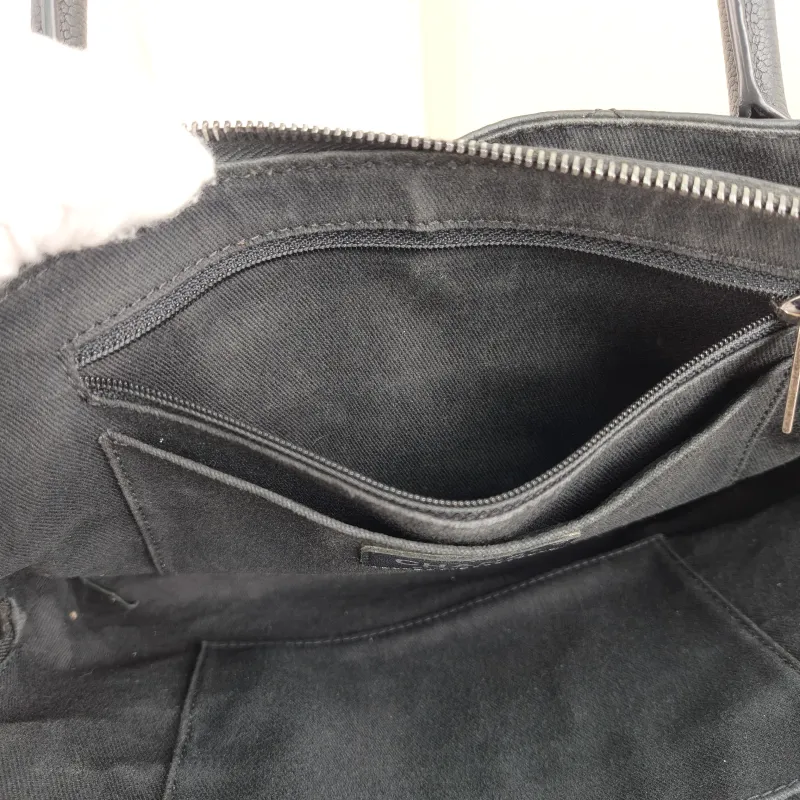 Chanel Shoulder Bag Tote Bag Grained Calfskin One Size 34 × 9 × 21 cm 22 — detail view 10 of 14