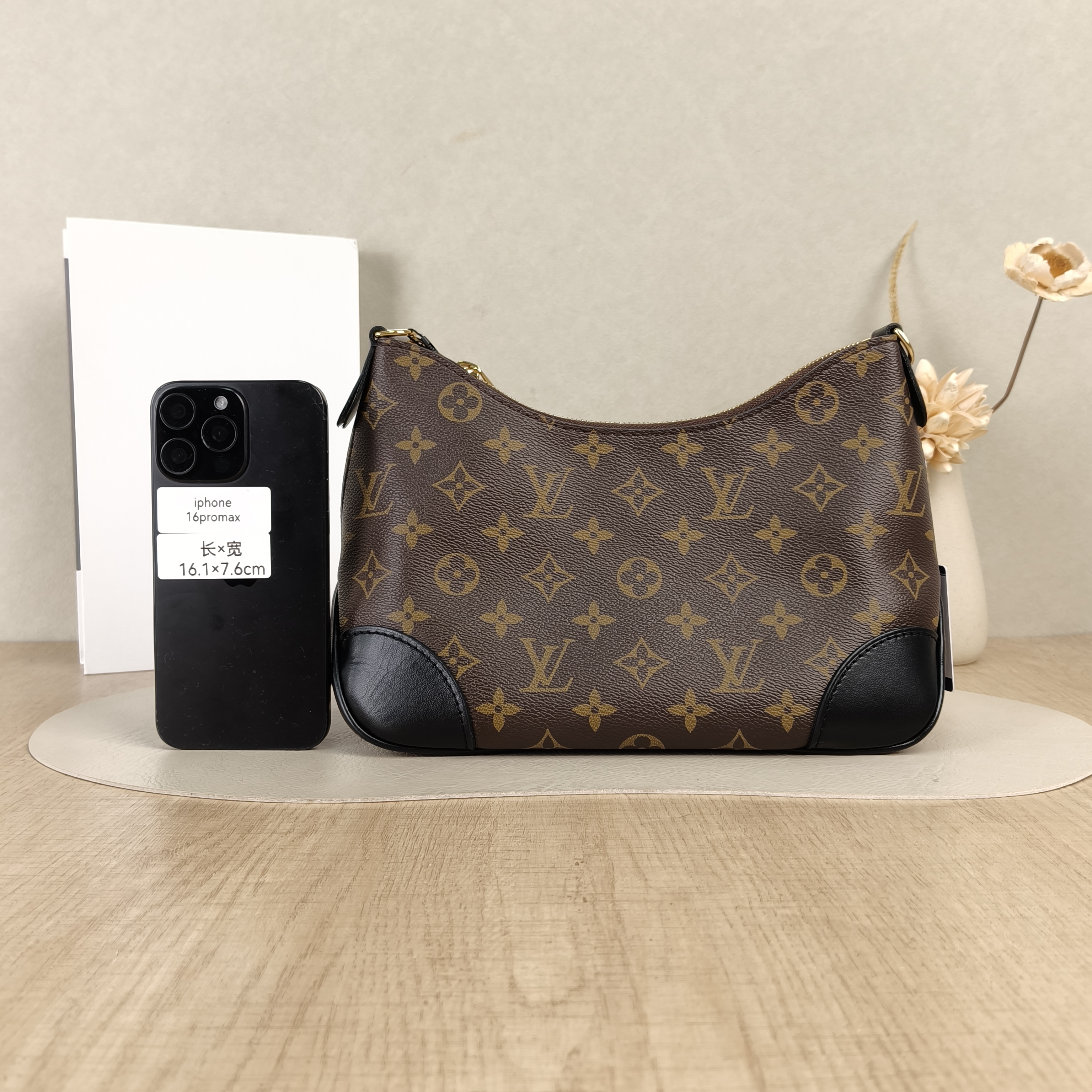 Louis Vuitton Crossbody Bag Boulogne PVC Small26 × 9.5 × 16 cm — cover view 4 of 5