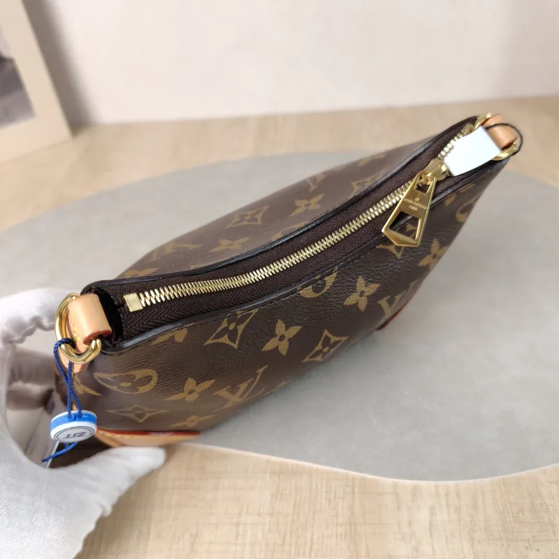Louis Vuitton Crossbody Bag Boulogne PVC nano 19 × 8 × 13 cm — detail view 7 of 10