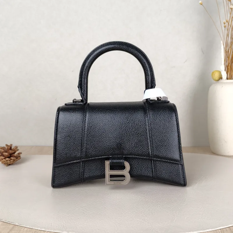 BALENCIAGA Crossbody Bag Hourglass Hourglass Bag Calfskinmini19 × 5 × 12 cm