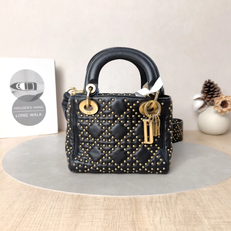 DIOR Crossbody Bag Lady Lady Dior Bag Black Calfskinmini17 × 7 × 15 cm