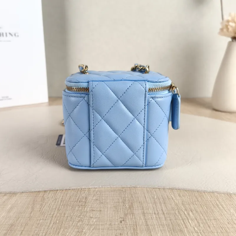 Chanel Crossbody Bag Edition Blue Lambskin One Size 10 × 7 × 9 cm 31 — cover view 3 of 5