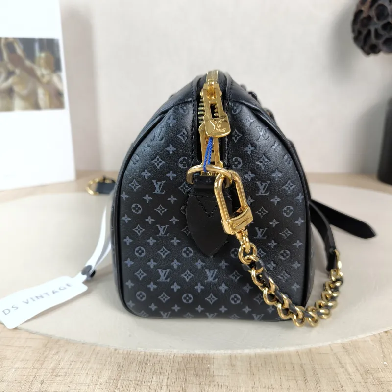 Louis Vuitton Crossbody Bag Speedy20 Black Calfskin Small 20.5 × 12 × 13.5 cm — detail view 7 of 10