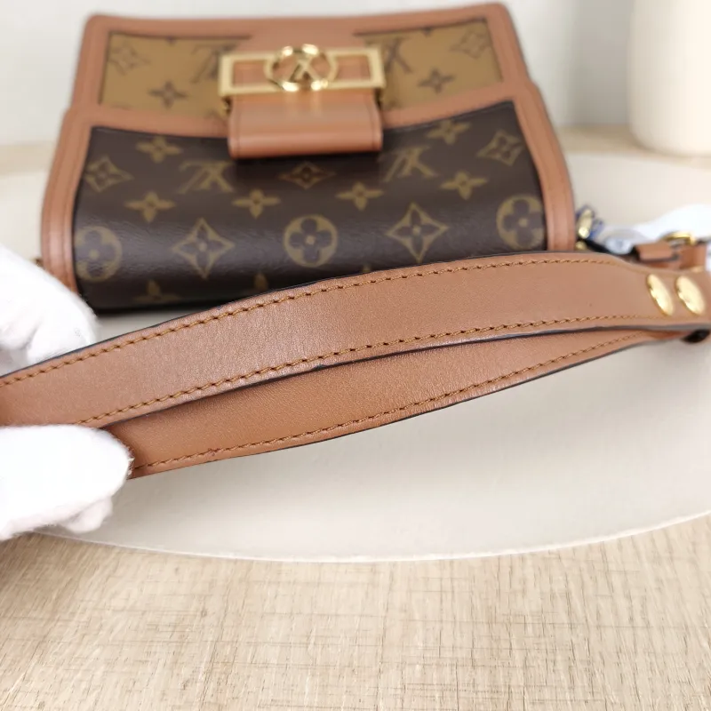 Louis Vuitton Crossbody Bag Dauphine Monogram PVC Mini 20 × 9 × 15 cm — detail view 1 of 11