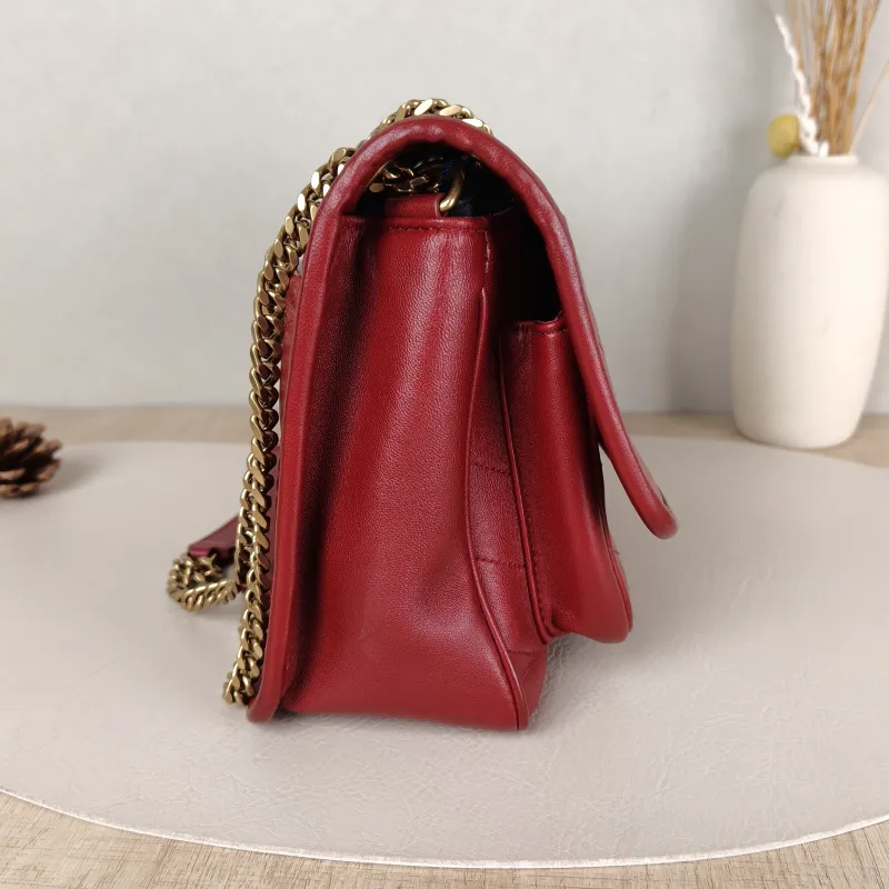 SAINT LAURENT Crossbody Bag Niki Red D Lambskin Small21 × 7.5 × 16 cm — detail view 11 of 13