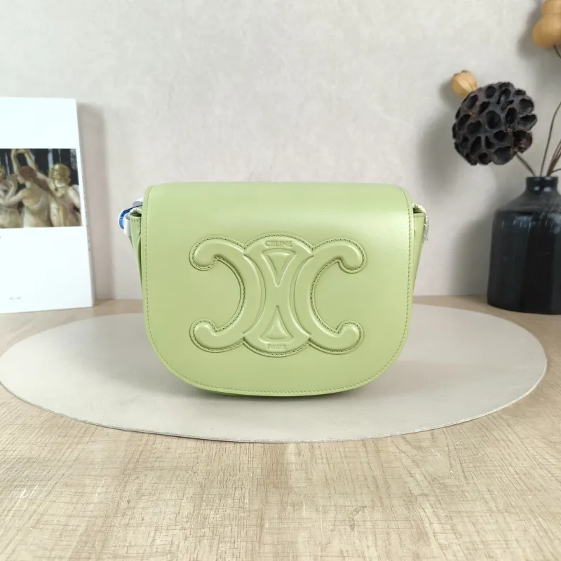 CELINE Crossbody Bag FOLCO TRIOMPHE Green Calfskin One Size 18.5 × 7 × 15 cm