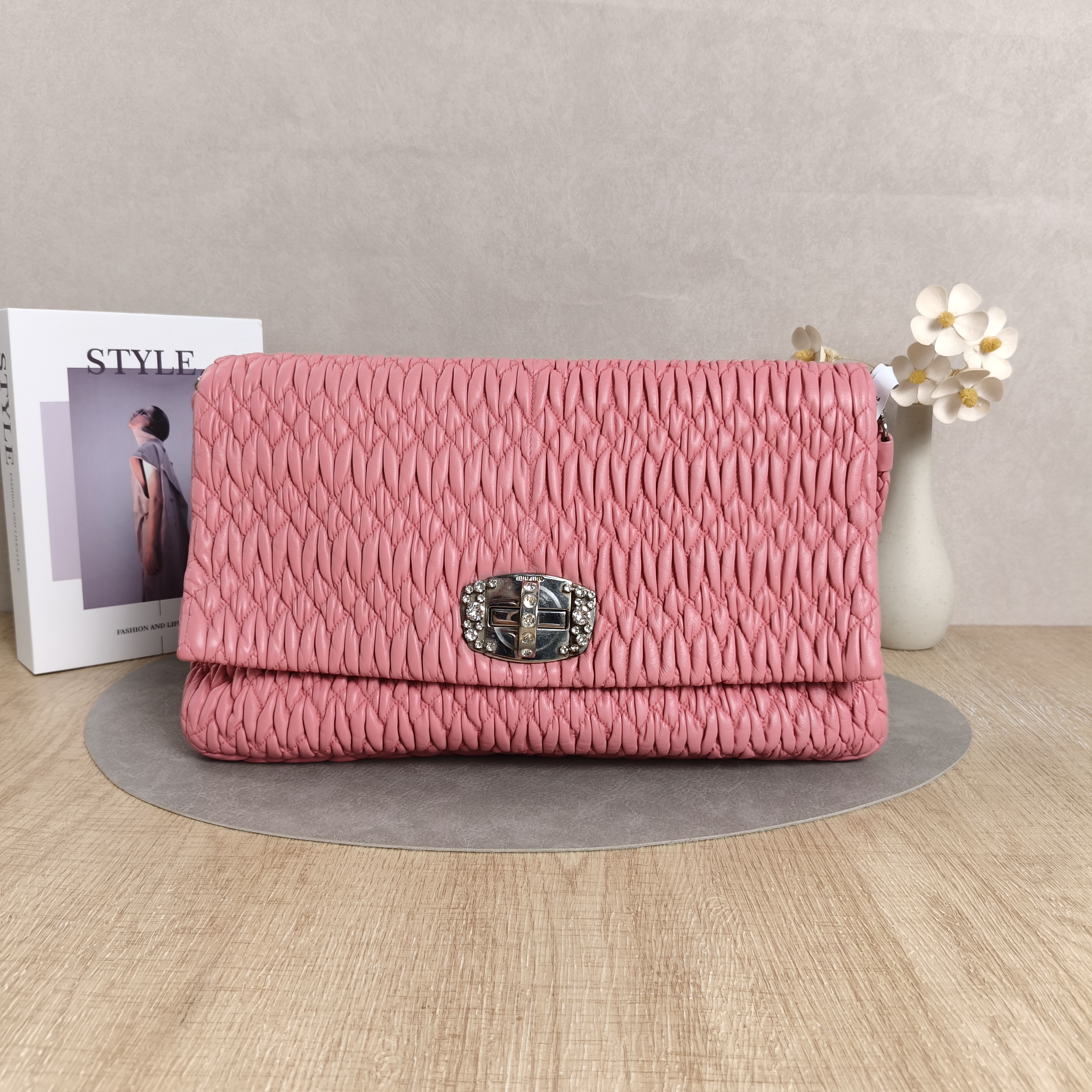 Miumiu Pink Shoulder Bag Lambskin · Shoulder Strap · 34 × 4 × 21 cm